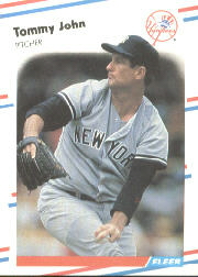 1988 Fleer Baseball Cards      211     Tommy John